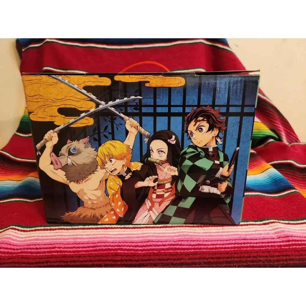 Demon Slayer goodie box, Crossbody, tumbler, standee, blanket, beanie